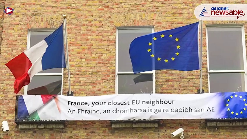 When Emmanuel Macron changed colour of French Flag, but no one noticed