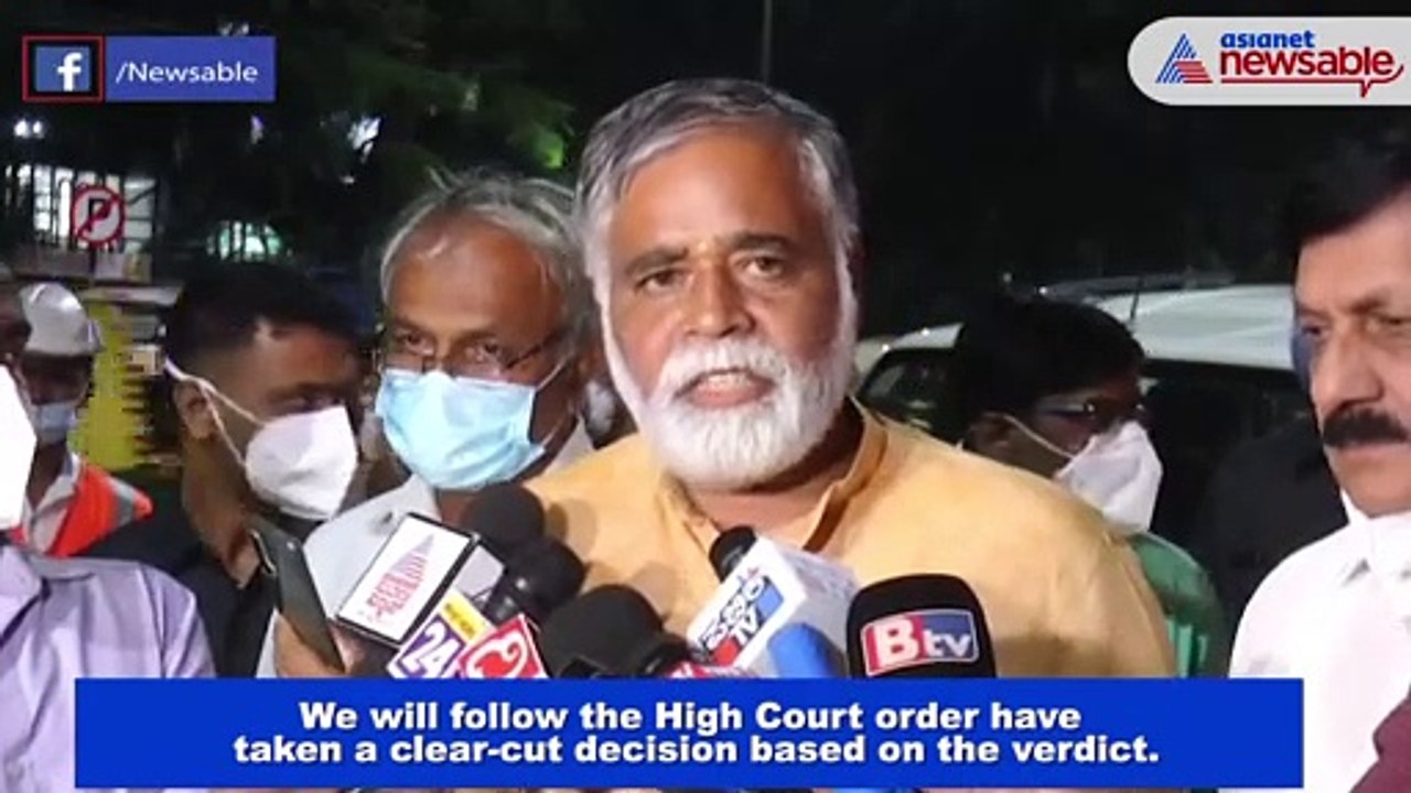 Amidst Hijab row, Karnataka to reopen classes f...