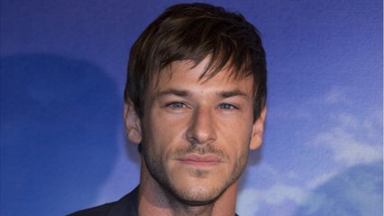 VOICI : Gaspard Ulliel : Vicky Krieps, proche de l'acteur, sort du silence et lui rend un vibrant hommage