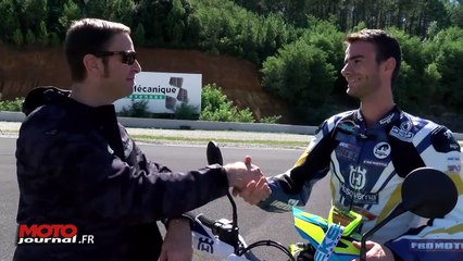 HUSQVARNA 701 Supermoto _ une moto taillée pour glisser... Et lever aussi ! (English Subtitles)
