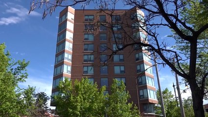 Tenants demand change after 3 found dead amid record heat