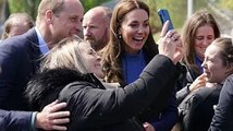 Le prince William et Kate Middleton enfreignent la règle royale tout en rencontrant des sympathisant