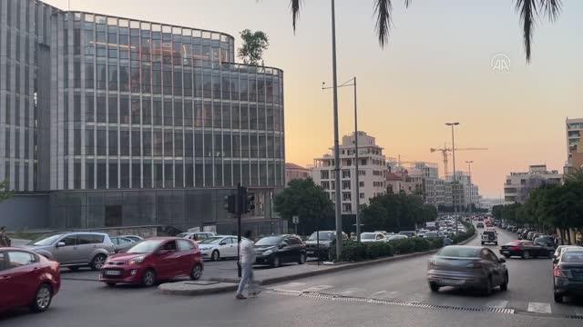 Lübnan'da şoförler akaryakıt fiyat artışlarını protesto etti