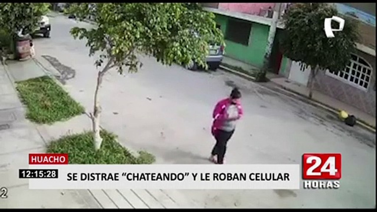 Huacho: se distrae 'chateando' y le roban el celular