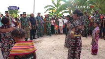 Momen KSAD Dudung Tinjau Program TNI AD Manunggal Air di Pemukiman Mantan Pejuang Eks Timor Timur