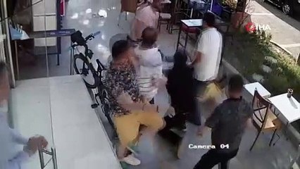 Doktora öldüresiye dayak!  5 kişi birden saldırdı
