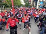Kadıköy'de '19 Mayıs Gençlik Şöleni' bisiklet turu ile renkli görüntüler oluşturdu