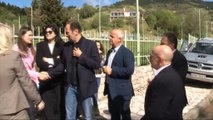 Καρπενήσι: Όλοι μαζί-Όλοι ίσοι. Ζωγράφισαν το Ουράνιο Τόξο στο Πάρκο Απόδημου Ελληνισμού