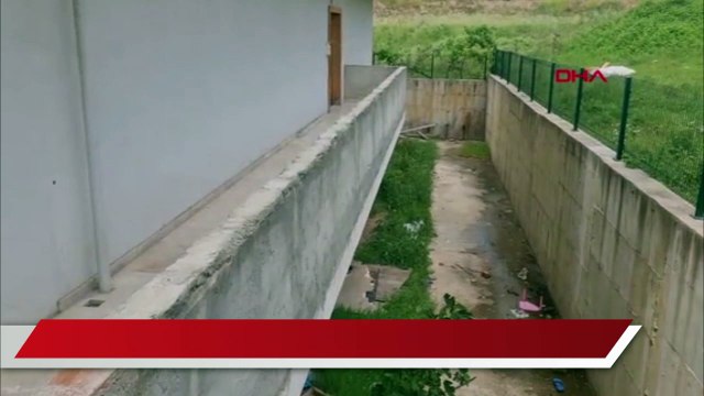 Oturduğu mermer kırılınca 3 metreden düşüp öldü