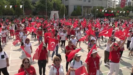 MURATPAŞA'DA KUTLAMALAR SABAH SPORUYLA BAŞLADI