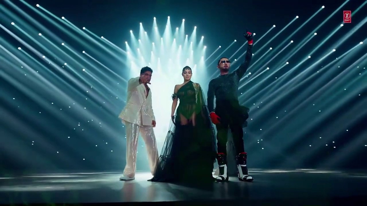 Designer - latest song-Guru Randhawa, Yo Yo Honey Singh Ft. Divya Khosla Kumar - Mihir G - Bhushan K