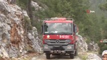 Alanya'daki orman yangınına 1 helikopter 200 işçi ve 22 arazözle müdahale ediliyor