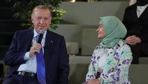 Cumhurbaşkanı Erdoğan, cezaevine girerken doldurduğu kasetin içinde yer alan Nurullah Genç'in Beni Yakışına şiirini okudu