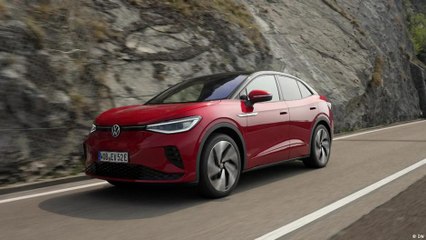 سيارة آي دي 5 من فولكسفاغن تحت الاختبار