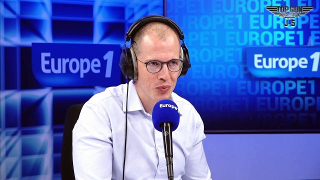 Droit à l'avortement et burkini : le féminisme de Philippe Val appelle à l'égalité