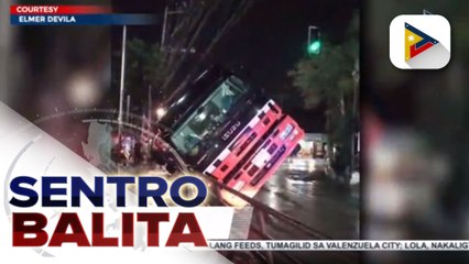 Trailer truck na may dalang feeds, tumagilid sa Valenzuela City