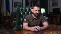 زيلينسكي يقول إن القوات الروسية حولت دونباس 