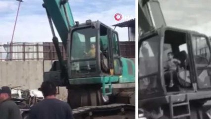 Ankara'da küçük yaştaki çocuğa iş makinesi kullandırdılar