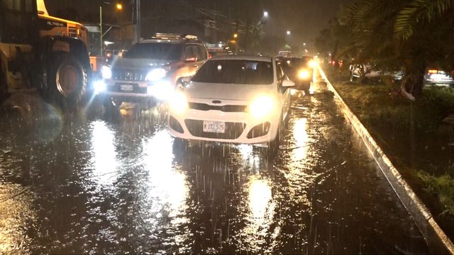 Comuna capitalina atiende zonas afectadas por lluvias