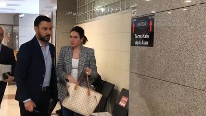 Hayatı boyunca vücudundaki hasarla yaşayacak! Alişan, eşi Buse Varol'la birlikte mahkemeye koştu