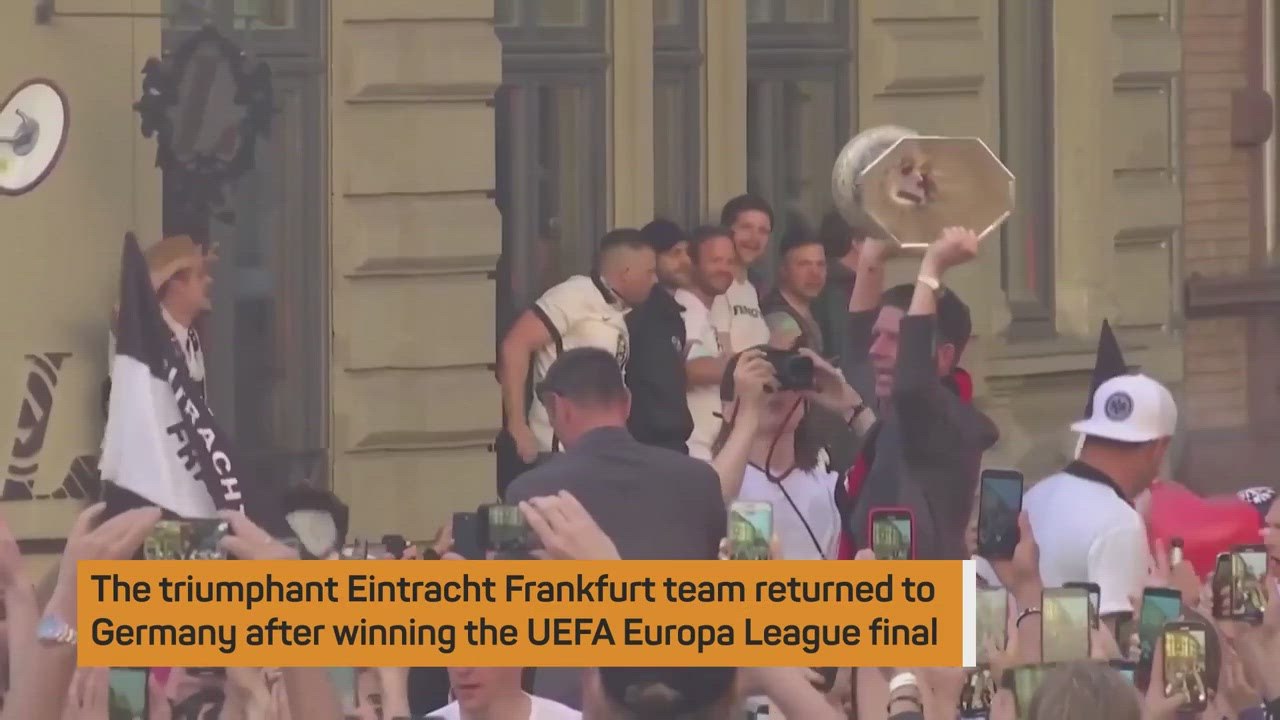 Eintracht Frankfurt celebrate Europa League win
