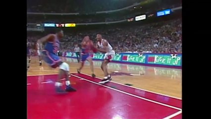 This Day In NBA History: Scottie Pippen Poster dunk vs New York Knicks