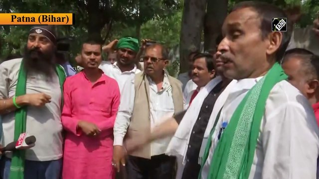 RJD leaders, workers protest against CBI raids on multiple locations of Lalu Yadav