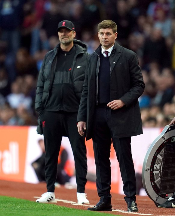 Klopp über Gerrard: 'Ich muss Steven nicht anrufen'
