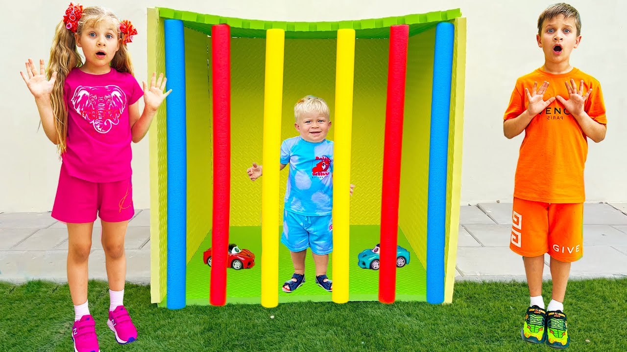 Diana and Roma Funny Kids Adventure stories - Video compilation