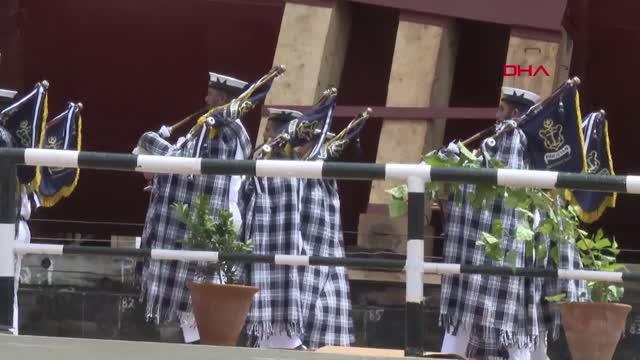 Pakistan MİLGEM Projesi'nin üçüncü gemisi Badr suyla buluştu