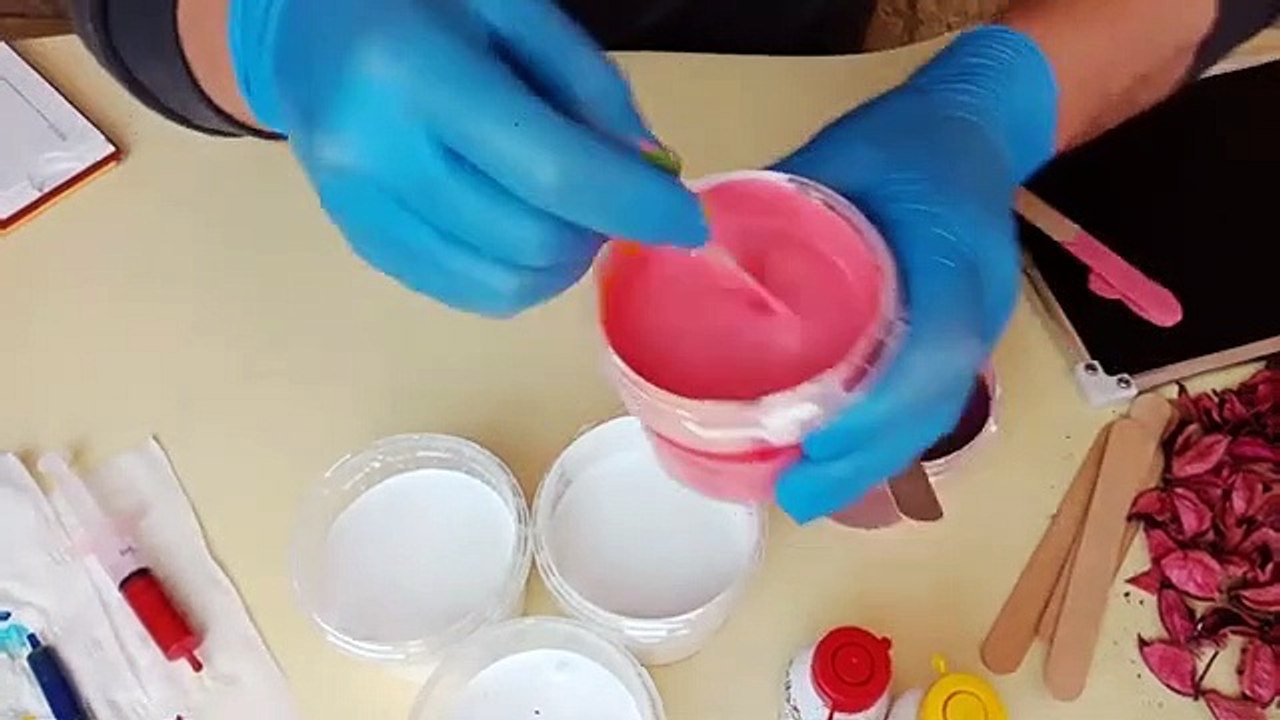 عالم الألوان والديكور....._اللون الفوشيا والبينك والموف_