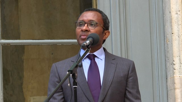 Pap Ndiaye, nouveau ministre de l'Éducation, rend hommage à son collègue Samuel Paty
