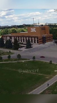 Ракетный удар по дворцу культуры в Лозовой | Завдано ракетного удару по палацу культури у Лозовій