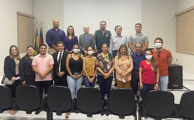 Encontro em Cajazeiras define novo fluxo de atendimento infantil e contratação de sete médicos