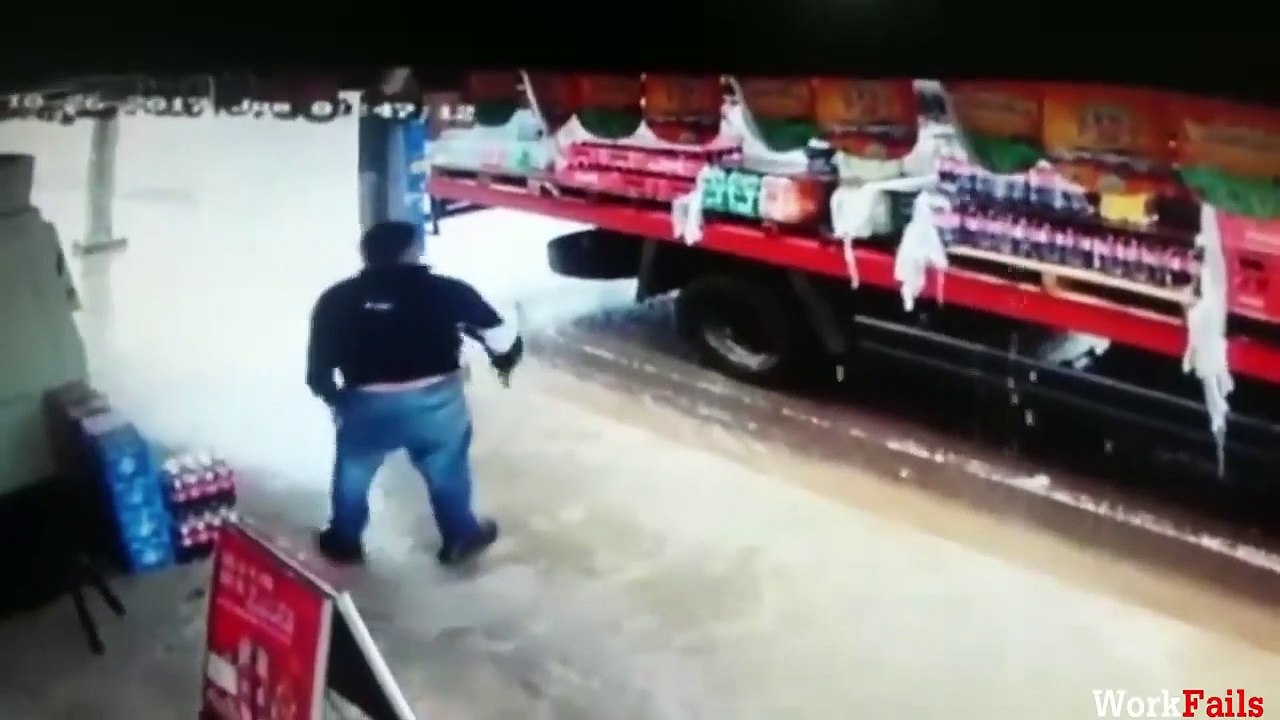 WORKER FAIL TOTALY