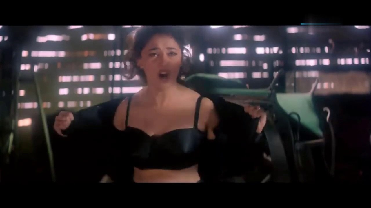 Madhuri Dixit Beautiful Red Carpet Look -- Bollywood Actress Madhuri Dixit Movies Latest News 2022