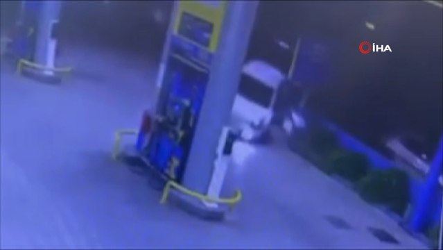Kaza yapmamak için benzinliğe daldı; facia teğet geçti