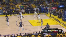 Curry leads Warriors' stunning second half comeback
