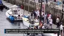 Juan Carlos I disfruta por segundo día de las regatas en Sangenjo antes de visitar Zarzuela