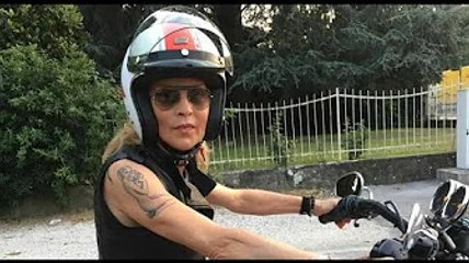 Addio al sorriso di Giovanna “Jo Jo” Vanin: era la Lady Biker degli harleysti della Marca
