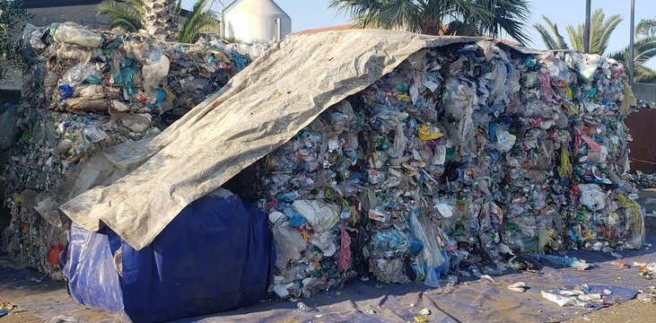 Catania, sequestrate 4mila tonnellate di rifiuti illecitamente trattati (21.05.22)