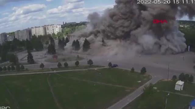 Harkiv bölgesinde kültür merkezi Rus füzesiyle vuruldu: 7 yaralı