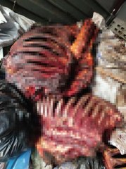 İZMİR'DE 5 TON 860 KİLO TEK TIRNAKLI HAYVAN ETİ ELE GEÇİRİLDİ