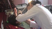 Şehir şehir gezerek engelli bireylerin diş tedavisini yapıyorlar