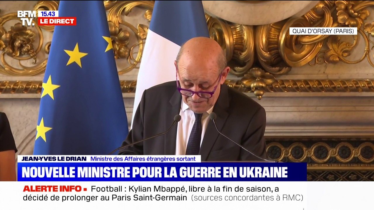 Australie: "La défaite du Premier ministre Morrisson me va très bien", affirme Jean-Yves Le Drian