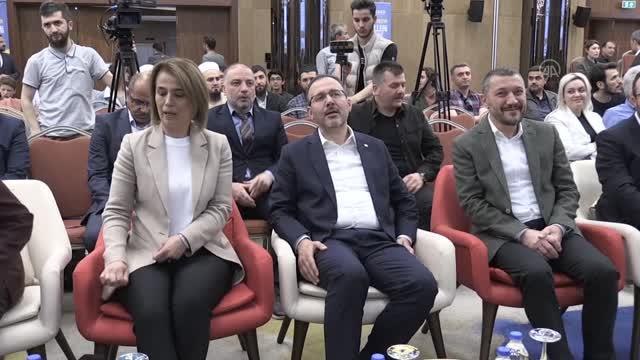 Bakan Kasapoğlu, Dijital Çağda Aile ve Gençlik Çalıştayı na katıldı