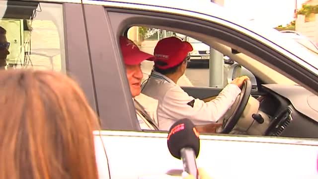 El viento suspende la regata en la que iba a participar el rey emérito