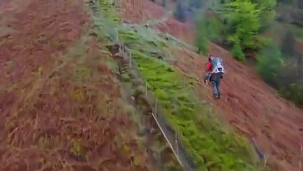 Record d'ascension de montagne en combinaison de jet pack