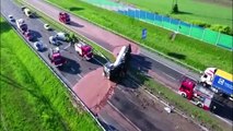 10 Accidentes de Camiones con Pérdidas de Cargas Insólitas