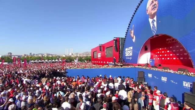 CHP'nin İstanbul'daki Milletin Sesi Buluşması… Miting; CHP Yönetimi, Büyükşehir Belediye Başkanları, Kaftancıoğlu'nun Selamlaması ile Başladı